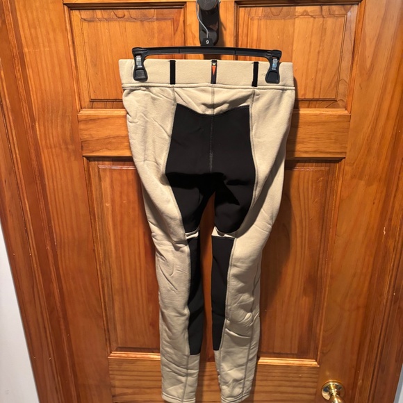 Kerrits Women's Equestrian Fitted Riding Pants in Tan Medium - Picture 3 of 7